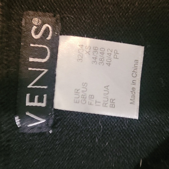 CHUNKY SHOULDER SWEATER - Picture 3 of 5